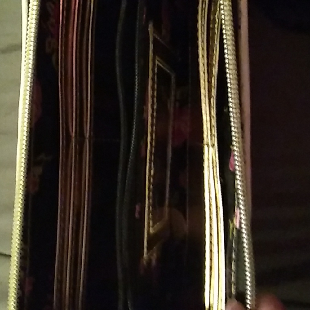 Wallet - Picture 2 of 2